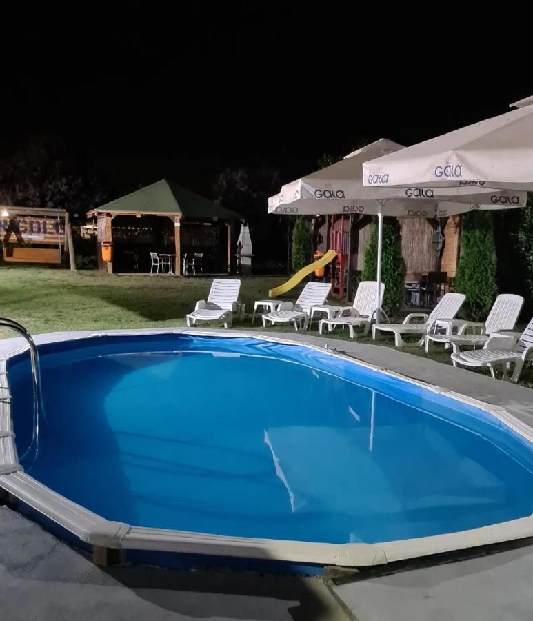 Garni Hotel & Spa Nicolo Kruševac エクステリア 写真